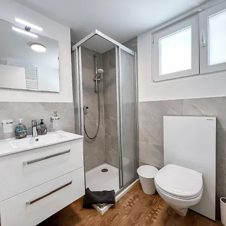 Stilvolles Und Erschwingliches Studio: Der Perfekte Rueckzugsort Fuer Kurzaufenthalte * 萨斯费